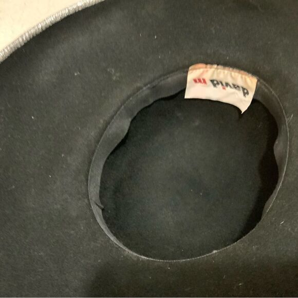 Vintage Floppy Hat by M. David - Picture 4 of 8